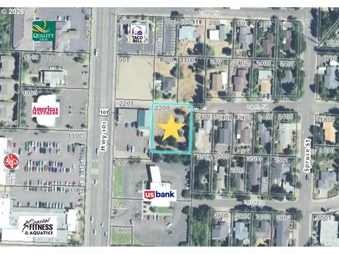 24 Th St, Florence, OR 97439