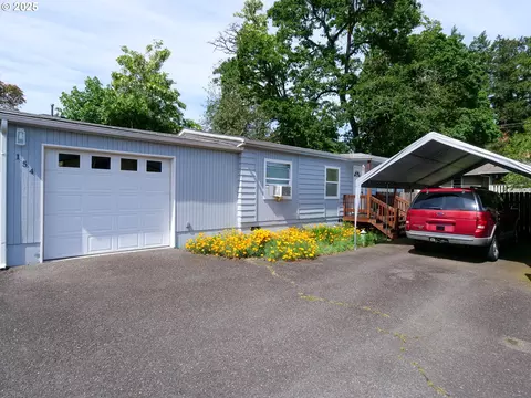 154 N 5th St, Saint Helens, OR 97051