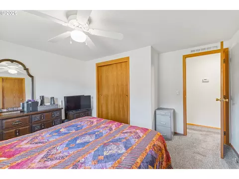 173 E Date St, Powers, OR 97466 photo 39