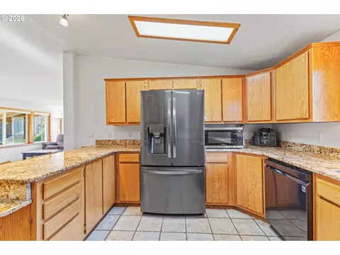 173 E Date St, Powers, OR 97466 photo 19