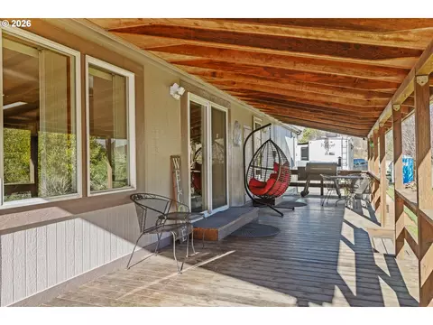 173 E Date St, Powers, OR 97466 photo 16
