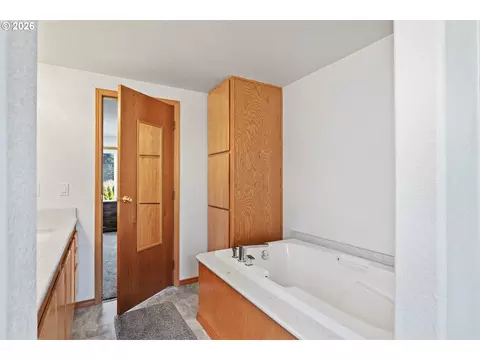 173 E Date St, Powers, OR 97466 photo 37