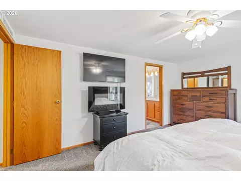 173 E Date St, Powers, OR 97466 photo 33