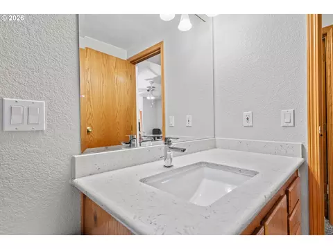 173 E Date St, Powers, OR 97466 photo 42