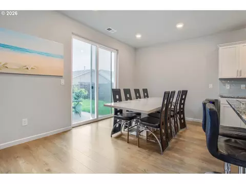 Dining - 6421 SE 22nd St, Gresham, OR 97080 photo 1 of 2