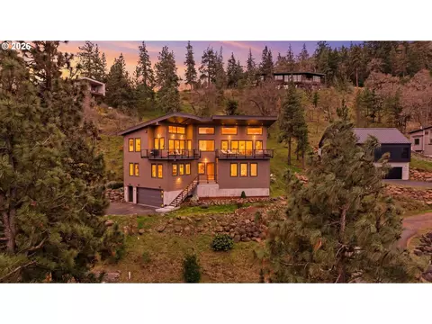 400 Maya Way, Mosier, OR 97040