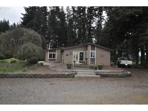 19940 S Fischers Mill Rd, Oregon City, OR 97045