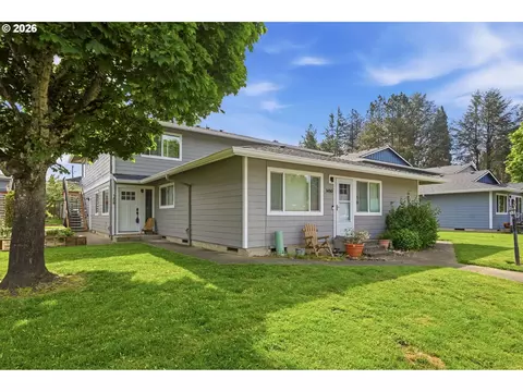 Exterior - 1458 NE Paropa Ct, Gresham, OR 97030 photo 3 of 3