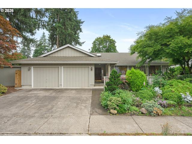 1814 Happy Ln, Eugene, OR 97401