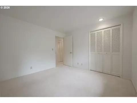 1814 Happy Ln, Eugene, OR 97401 photo 34