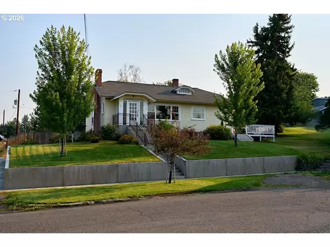 Exterior - 609 E Grant St, Enterprise, OR 97828 photo 6 of 9