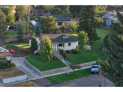 View/Area - 609 E Grant St, Enterprise, OR 97828 photo 4 of 4