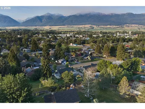 View/Area - 609 E Grant St, Enterprise, OR 97828 photo 3 of 4