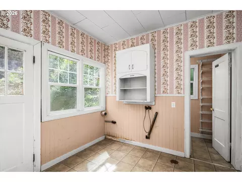 Other - 725 Walnut Ave, Eugene, OR 97404 photo 4 of 13