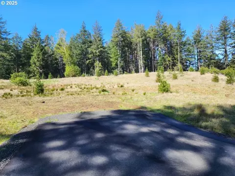 Hubbard Ln, Port Orford, OR 97465