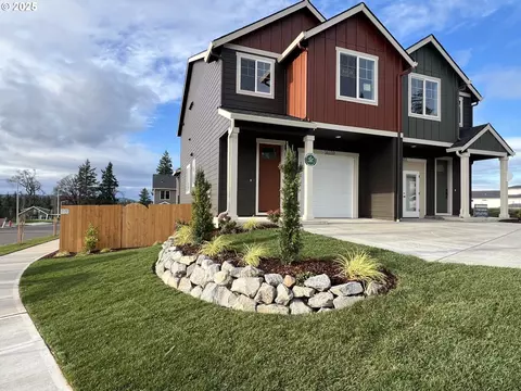 16159 Serres Farm Way, Oregon City, OR 97045