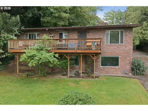 7339 S Corbett Ave, Portland, OR 97219