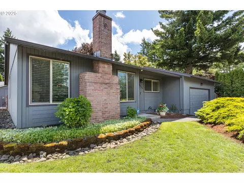 2416 SW 23rd Cir, Troutdale, OR 97060