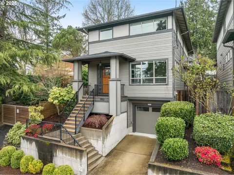 1953 SW Iowa St, Portland, OR 97239