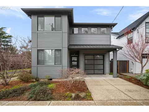 105 NE Morgan St, Portland, OR 97211