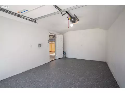 Other - 823 4th St, Springfield, OR 97477 photo 4 of 8