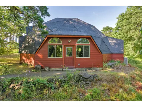 33802 Sunset View Ln, Shedd, OR 97377