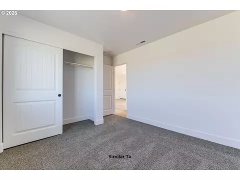 Bedroom - 221 SW Chickadee Dr, Boardman, OR 97818 photo 1 of 4