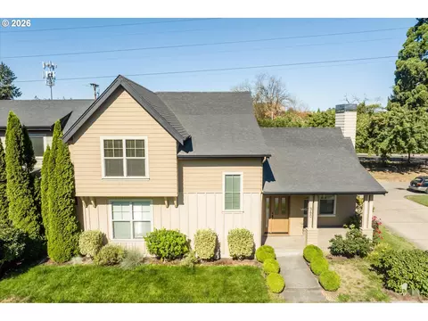 Exterior - 360 Mia Ln, Eugene, OR 97401 photo 7 of 10