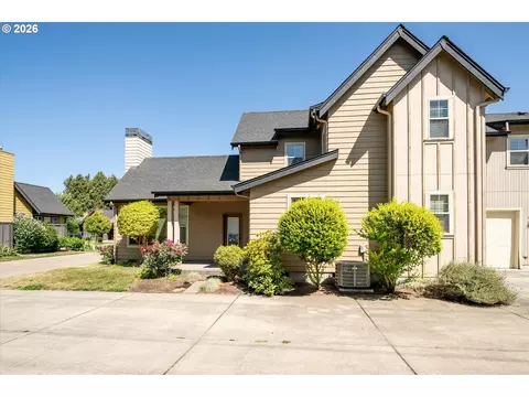 Exterior - 360 Mia Ln, Eugene, OR 97401 photo 3 of 10