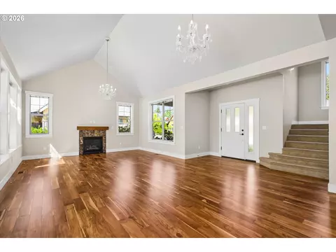 Living - 360 Mia Ln, Eugene, OR 97401 photo 2 of 3