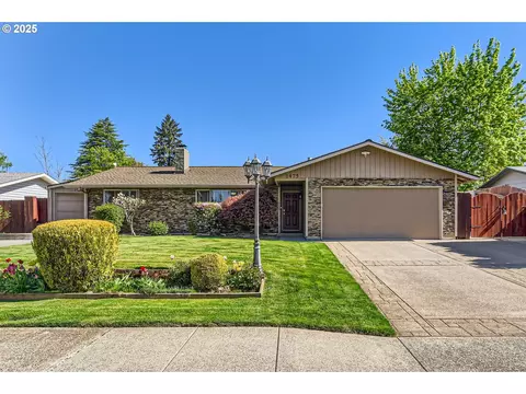1475 NE Oleander Ln, Hillsboro, OR 97124