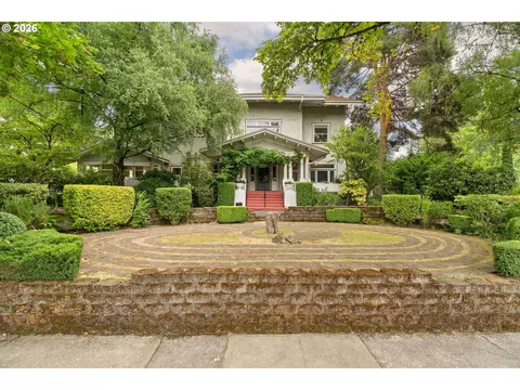 2116 NE 18th Ave, Portland, OR 97212