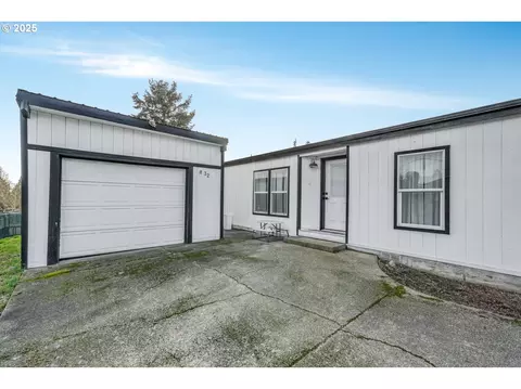 625 SW 9th St #32, Dundee, OR 97115