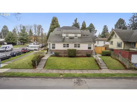 2208 N Kilpatrick St, Portland, OR 97217