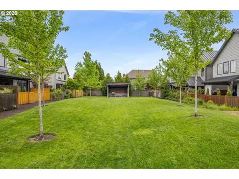 1921 Elkhorn Dr, Eugene, OR 97408 photo 10