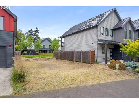 1921 Elkhorn Dr, Eugene, OR 97408 photo 3