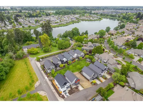 1921 Elkhorn Dr, Eugene, OR 97408 photo 14