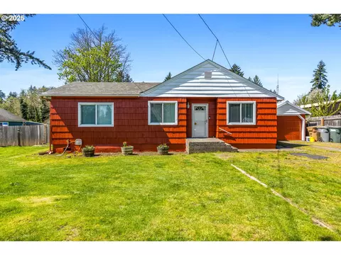 1622 9th Ave, Sweet Home, OR 97386