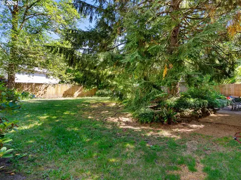Exterior - 68295 E Twinberry Loop, Welches, OR 97067 photo 5 of 10