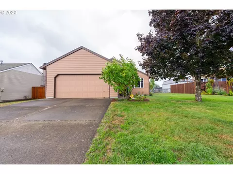 325 NW Denton Ave, Dallas, OR 97338