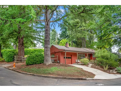 5655 SW Idaho St, Portland, OR 97221