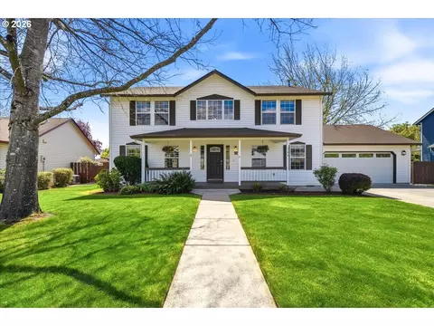 744 E Heritage Loop, La Center, WA 98629