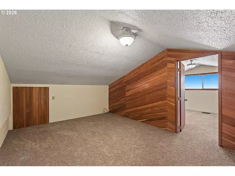 Bedroom - 1790 Cedar St, Elgin, OR 97827 photo 1 of 4