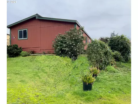 16391 Highway 101 #48, Brookings, OR 97415
