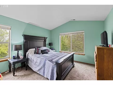 Bedroom - 5307 SE 13th Ct, Gresham, OR 97080 photo 1 of 5