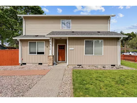 17065 SE Brooklyn St, Portland, OR 97236