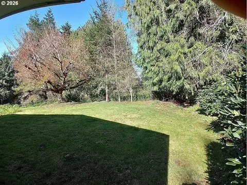 Exterior - 9363 Highway 126, Mapleton, OR 97453 photo 6 of 8