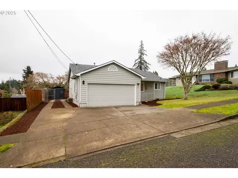 611 3rd Ave, Sweet Home, OR 97386