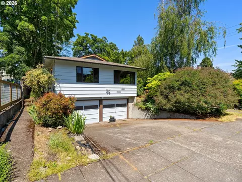 52255227 NE Davis St, Portland, OR 97213