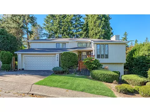 1410 Woodland Ter, Lake Oswego, OR 97034
